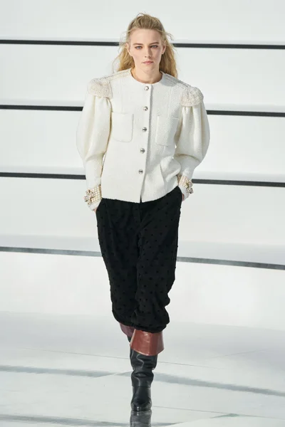 Look 59